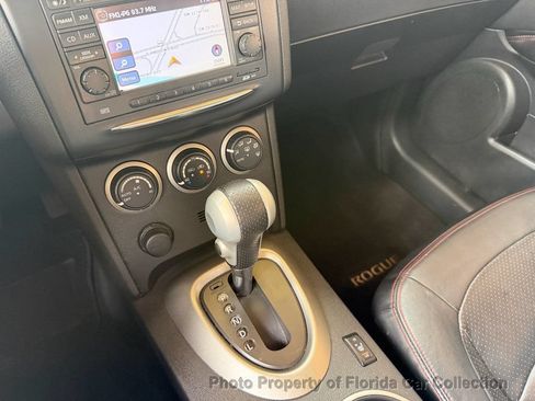 Used 2012 Nissan Rogue SL FWD image 41