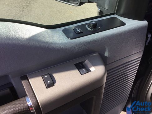 Used 2015 Ford F350 XLT image 48