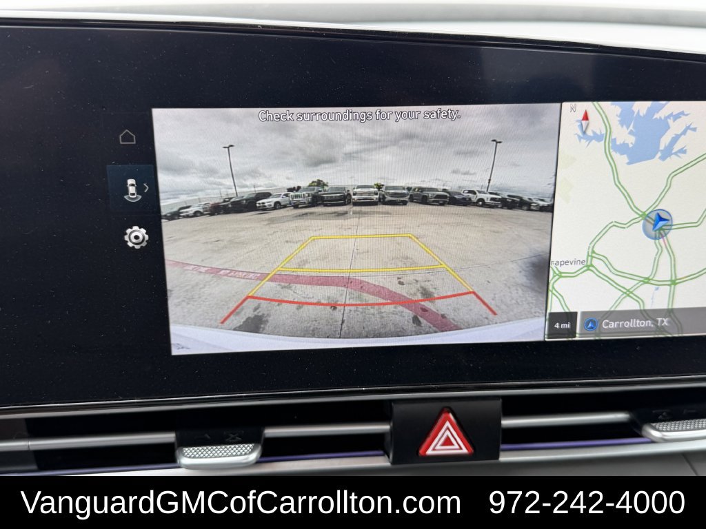 Used 2024 Hyundai Elantra SEL w/ Convenience Package FWD image 18