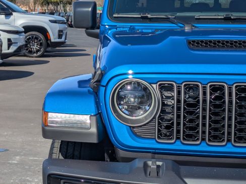 New 2026 Jeep Gladiator Sport image 10