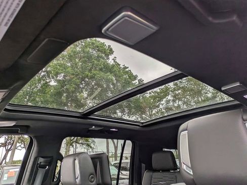 Certified 2024 Cadillac Escalade ESV Sport Platinum w/ LPO, ONYX Package AWD/4WD image 20