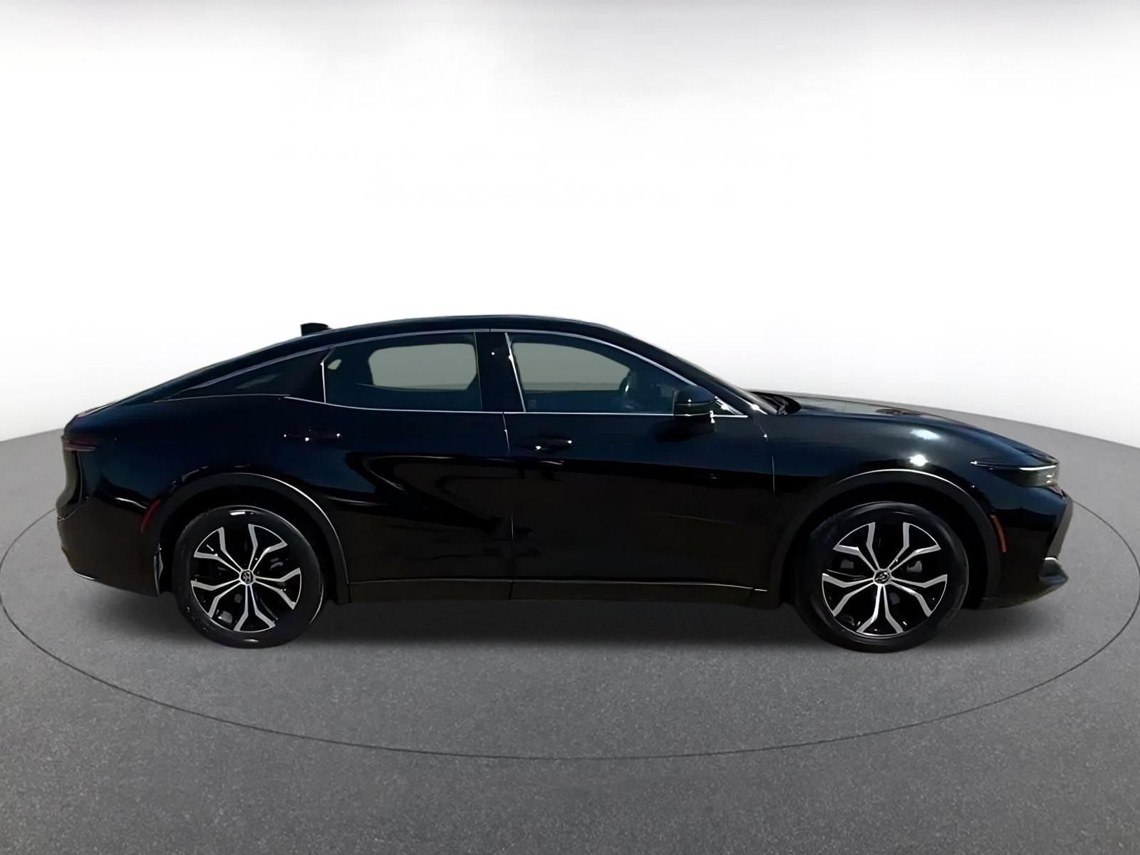 Used 2025 Toyota Crown AWD/4WD image 15