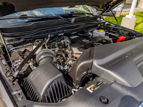 Used 2023 RAM 3500 Limited image 38