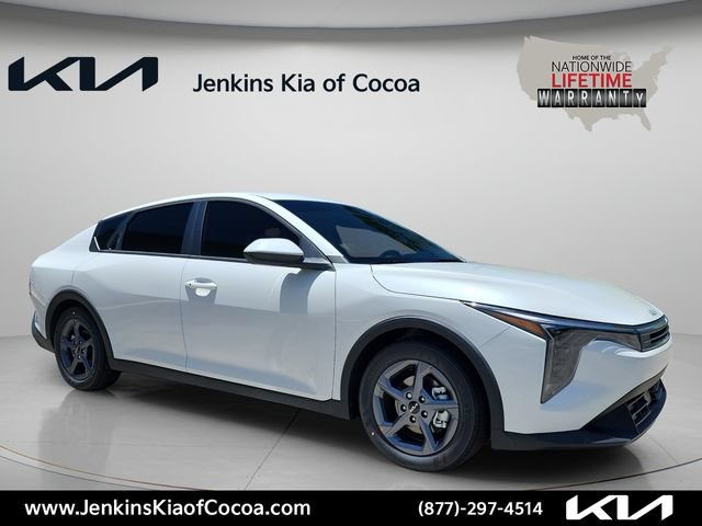 New 2026 Kia K4 FWD image 1