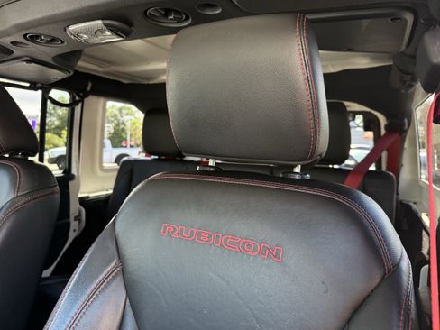 Used 2018 Jeep Wrangler Unlimited Rubicon image 20