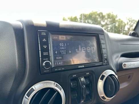Used 2012 Jeep Wrangler Unlimited Sahara w/ Dual Top Group image 22