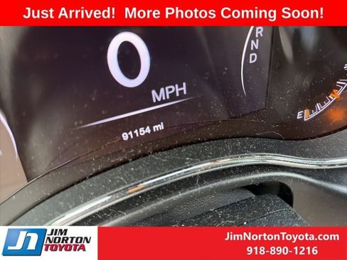 Used 2018 Jeep Grand Cherokee Limited image 15