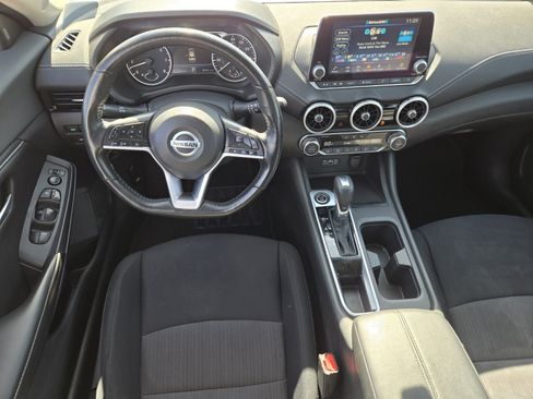 Used 2022 Nissan Sentra SV w/ All-Weather Package FWD image 12