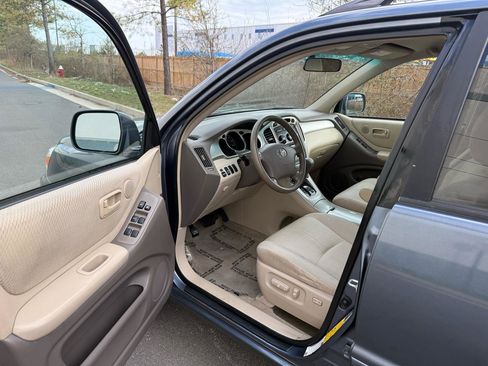 Used 2007 Toyota Highlander 4WD image 13