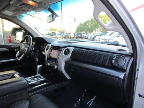 Used 2014 Toyota Tundra Platinum image 11