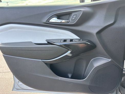 Certified 2026 Chevrolet Trax LT image 23