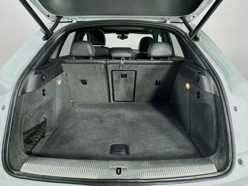 Used 2015 Audi Q3 2.0T Prestige image 32