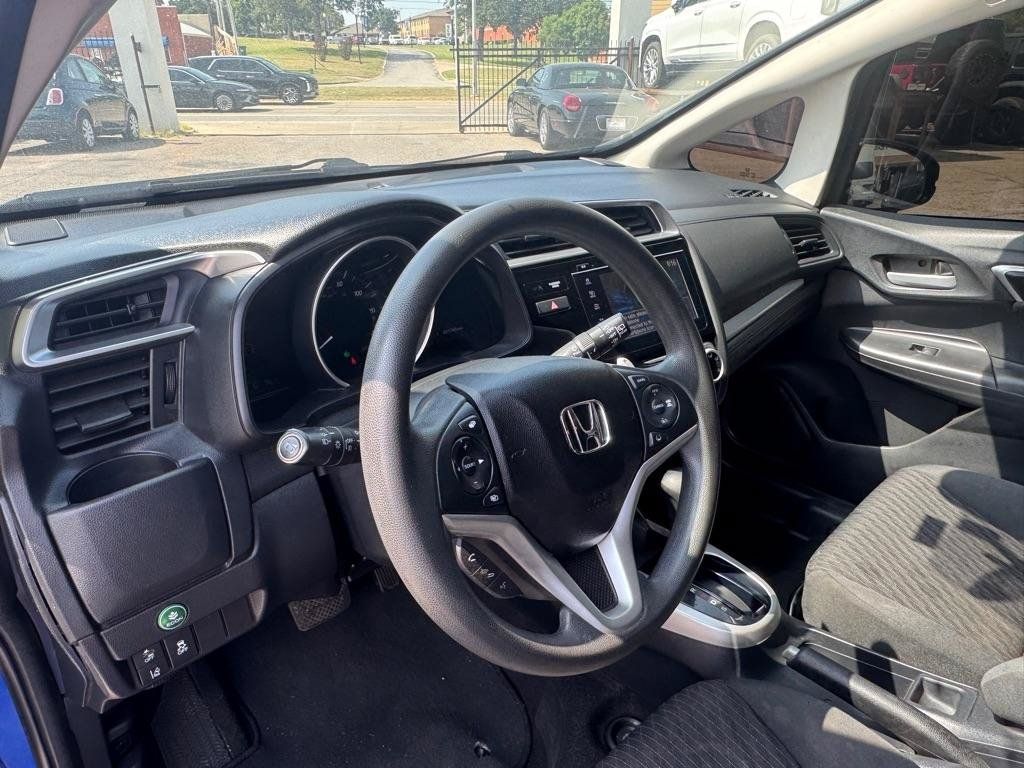 Used 2019 Honda Fit EX image 10