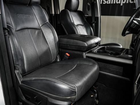 Used 2018 RAM 2500 Laramie w/ Sport Appearance Group AWD/4WD image 29