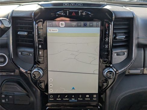 Used 2022 RAM 2500 Limited image 28