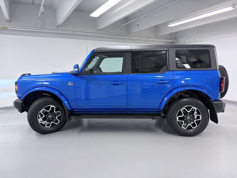 Used 2022 Ford Bronco Outer Banks AWD/4WD image 4