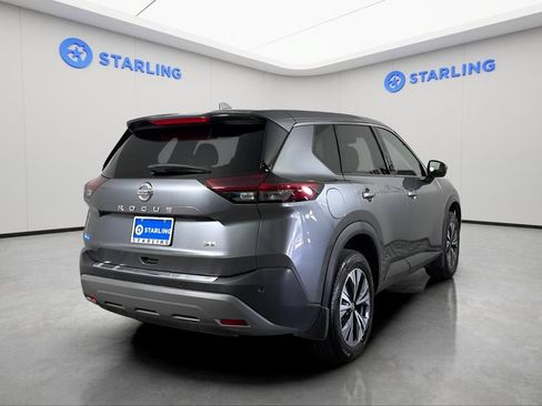 Used 2021 Nissan Rogue SV FWD image 8