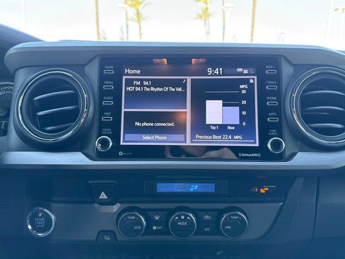 Used 2022 Toyota Tacoma TRD Sport w/ Technology Package RWD image 15