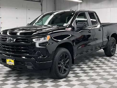 Used 2025 Chevrolet Silverado 1500 RST AWD/4WD image 12