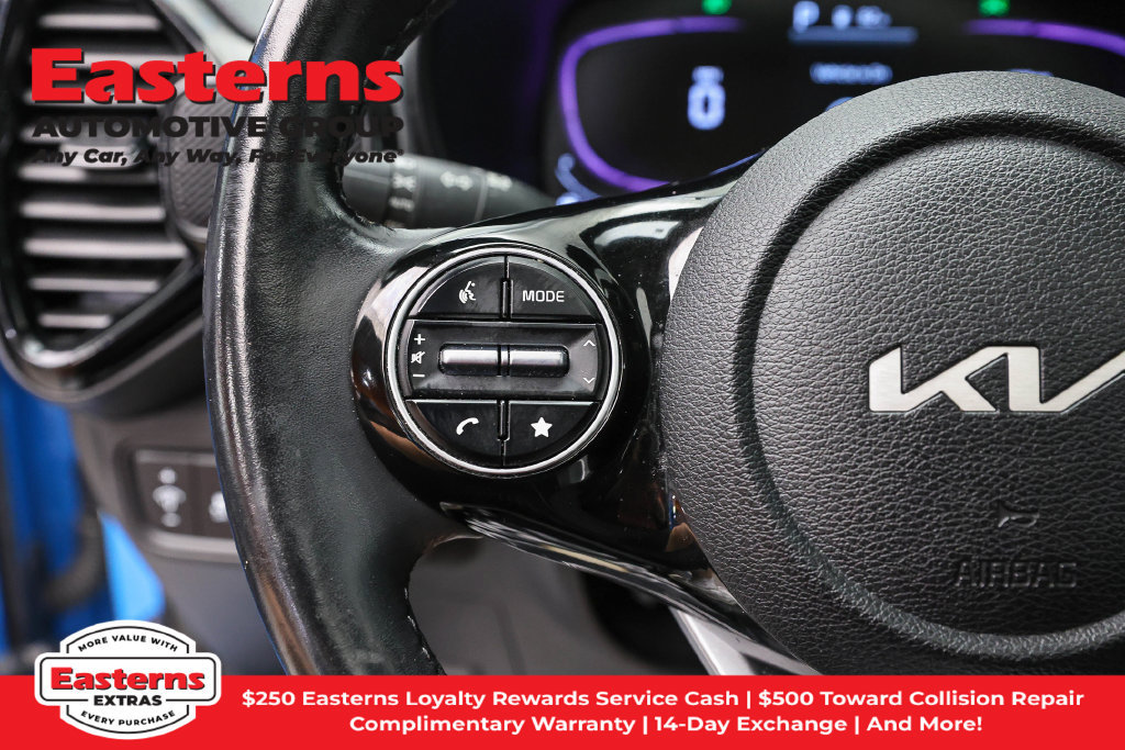 Used 2023 Kia Soul EX FWD image 16