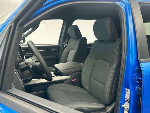 New 2026 RAM 1500 4x4 Crew Cab image 10