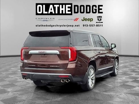Used 2022 GMC Yukon XL Denali image 31
