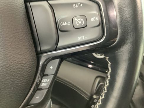 Used 2022 RAM 1500 Limited w/ Body-Colour Bumper Group image 18