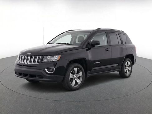 Used 2016 Jeep Compass High Altitude AWD/4WD image 3