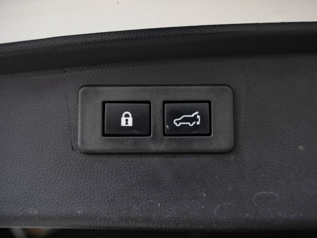 Used 2025 Subaru Outback Onyx Edition XT AWD/4WD image 22