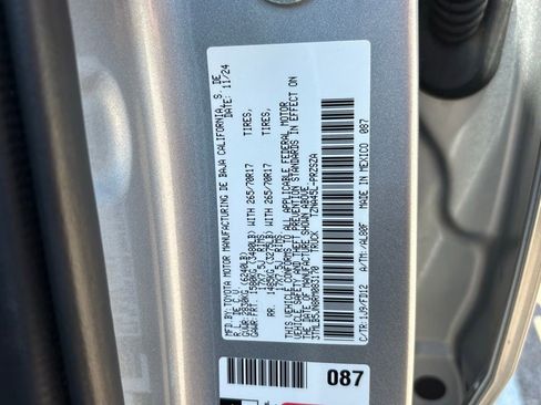 Used 2024 Toyota Tacoma TRD Off-Road AWD/4WD image 14