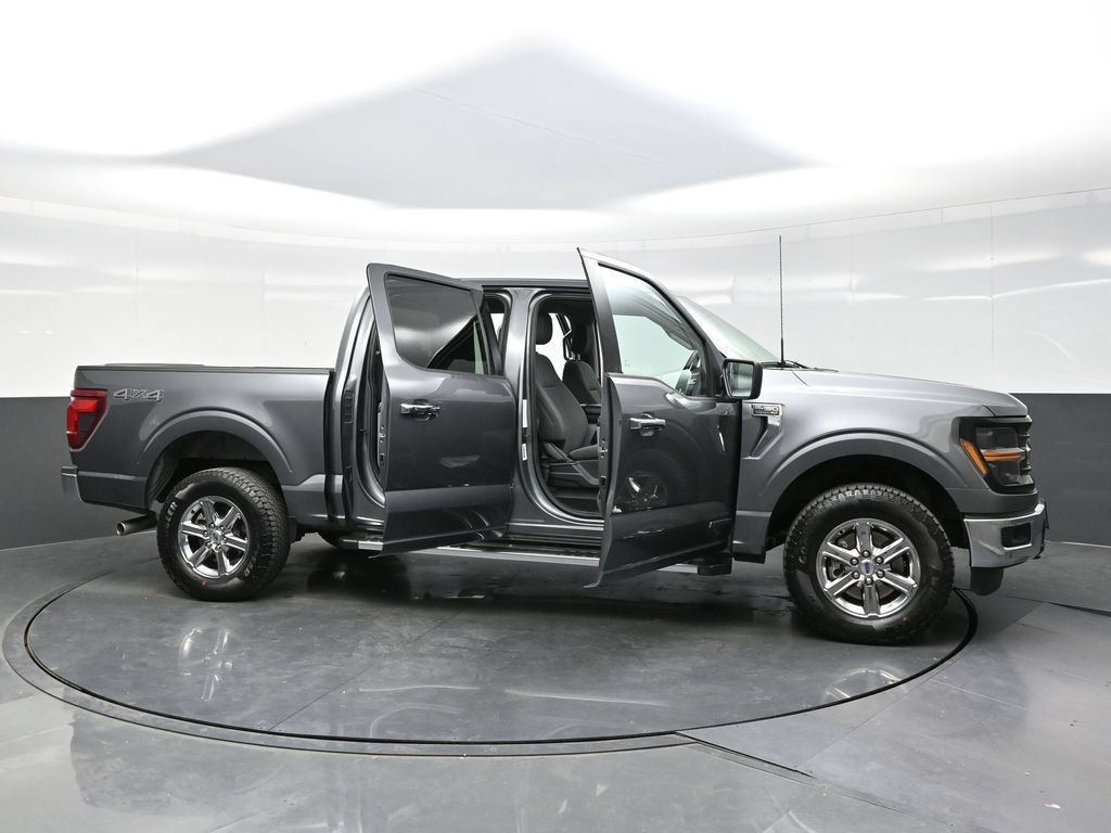 Used 2025 Ford F150 XLT w/ Equipment Group 301A Standard AWD/4WD image 41