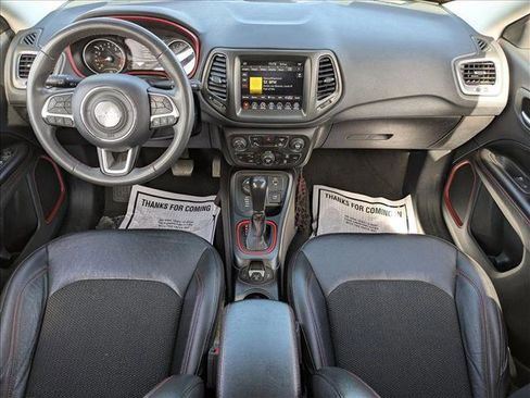Used 2021 Jeep Compass Trailhawk image 16