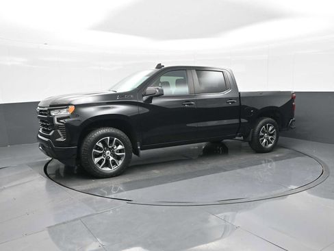 Used 2023 Chevrolet Silverado 1500 RST AWD/4WD image 4