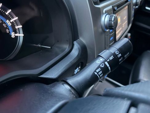 Used 2016 Toyota 4Runner Limited image 42