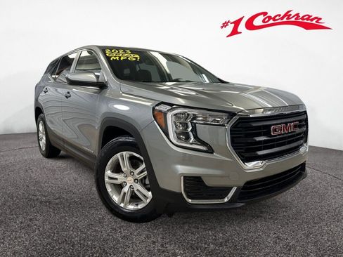 Certified 2023 GMC Terrain SLE image 2