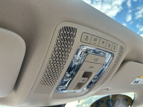 Used 2023 Mercedes-Benz GLA 250 4MATIC image 28