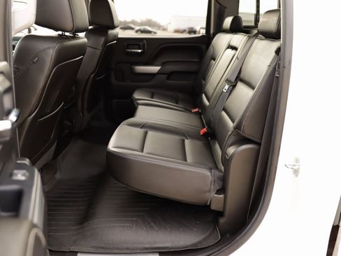 Used 2015 Chevrolet Silverado 2500 LTZ w/ LTZ Plus Package image 28