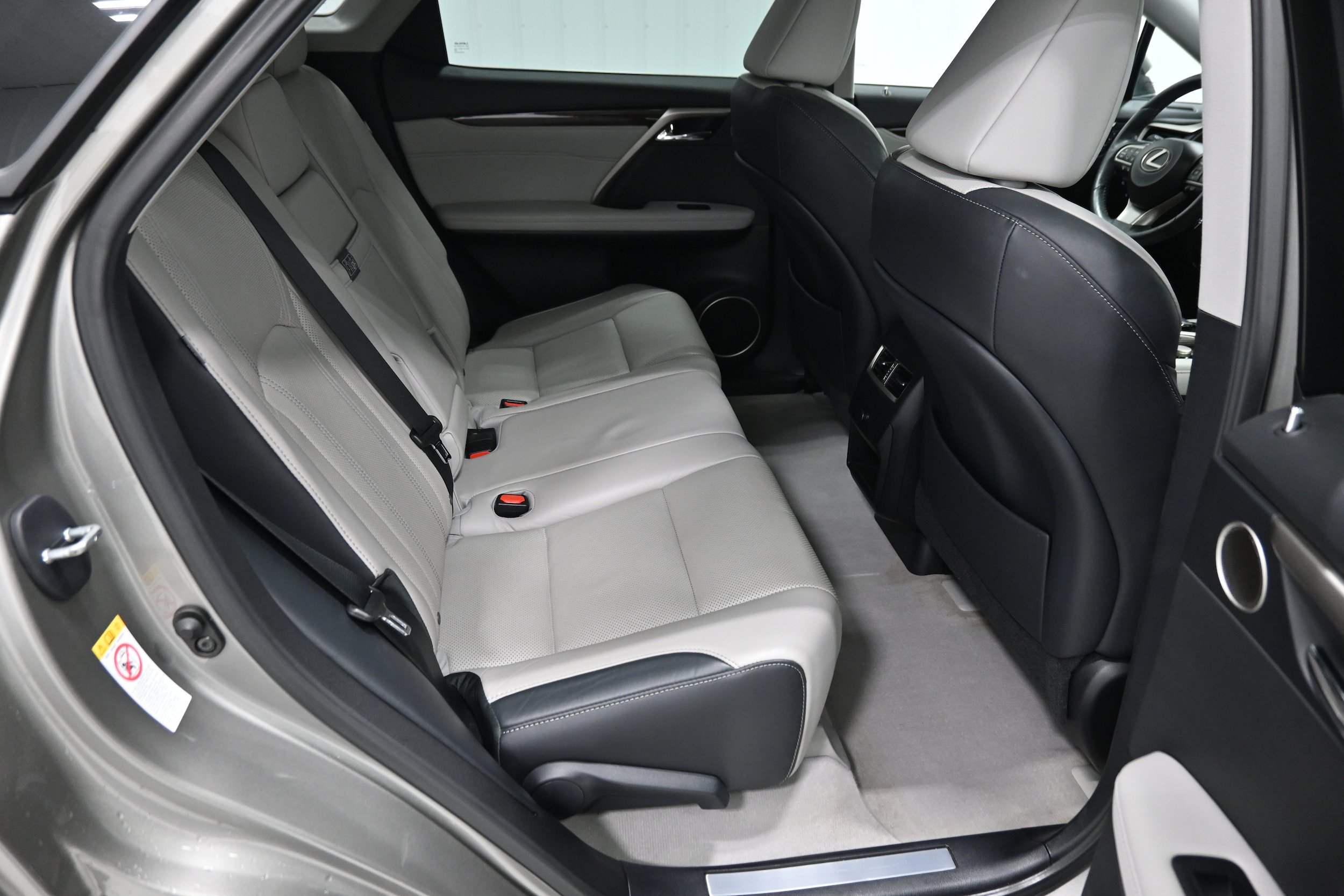 Used 2017 Lexus RX 350 AWD w/ Premium Package image 32