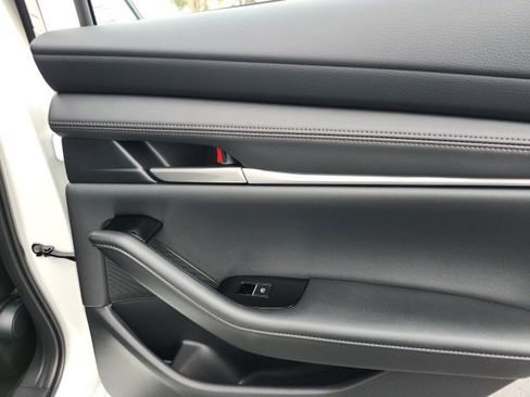 New 2026 MAZDA MAZDA3 2.5 S Sedan w/ Preferred Pkg image 21