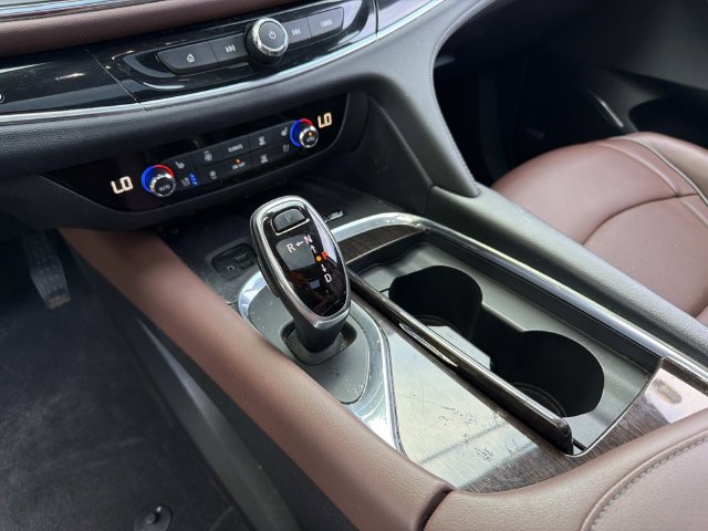 Used 2021 Buick Enclave Avenir w/ Avenir Technology Package AWD/4WD image 37