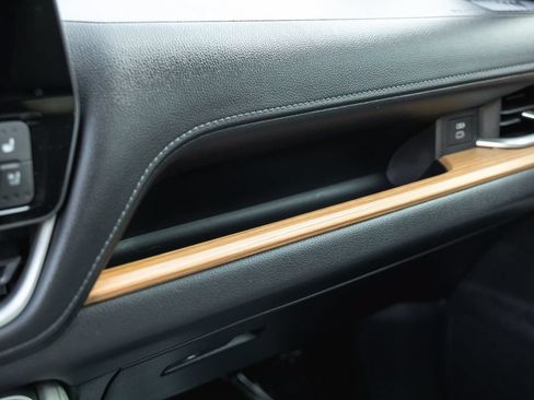 Certified 2024 Toyota Grand Highlander AWD image 23