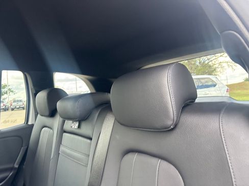 Used 2024 Mercedes-Benz GLB 250 image 25