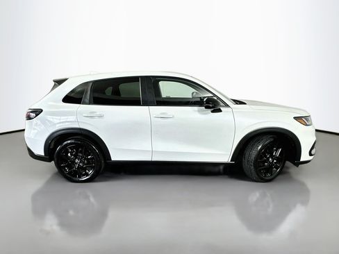 Used 2024 Honda HR-V Sport image 8