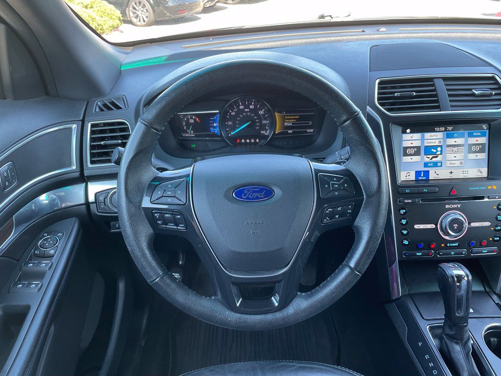 Used 2017 Ford Explorer Limited FWD image 14
