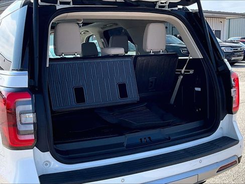 Used 2024 Ford Expedition Limited AWD/4WD image 20