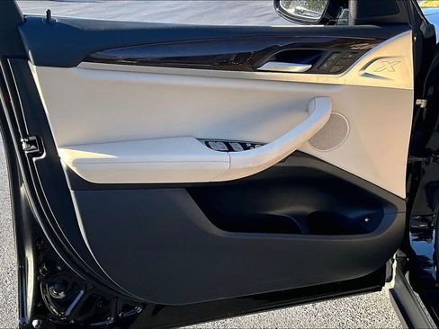 Used 2021 BMW X3 xDrive30e w/ Convenience Package image 19