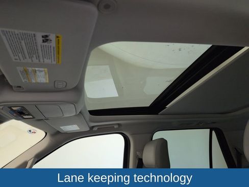 Used 2025 Ford Expedition Active image 10