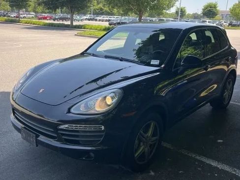 Used 2014 Porsche Cayenne S AWD/4WD image 1
