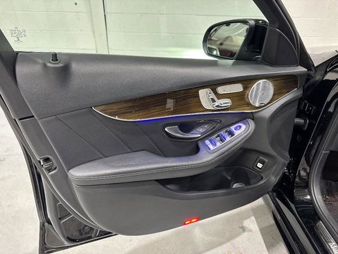 Used 2021 Mercedes-Benz C 300 Sedan image 26