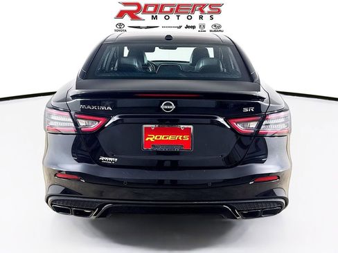 Used 2023 Nissan Maxima SR w/ Sport Mat Group image 7